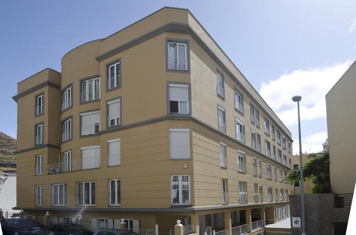 Imagen de los exteriores del Hotel Mencey Lofts Rambla. Foto 15