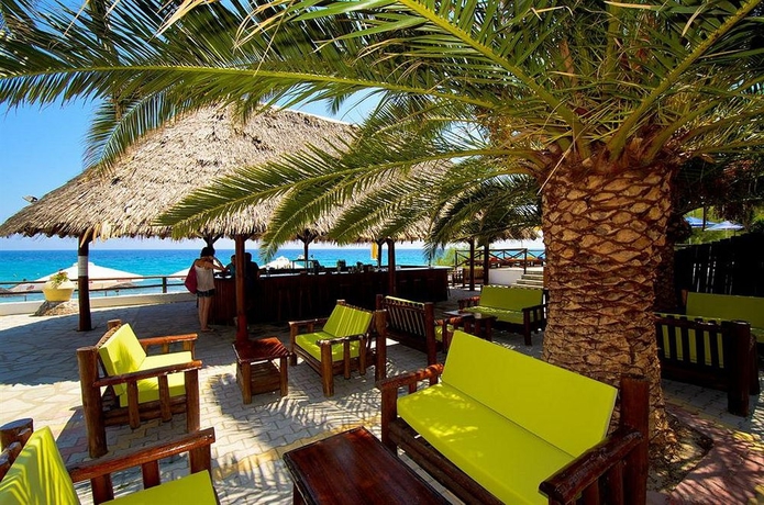 Imagen de los exteriores del Hotel Mendi. Foto 12