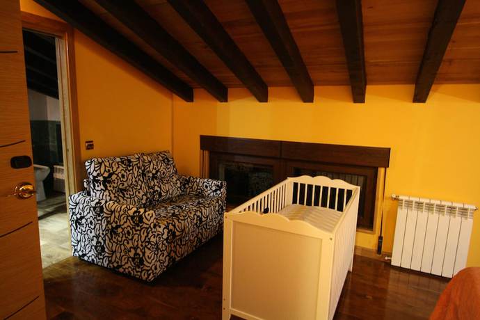 Imagen de la habitación del Hotel Mendi Green. Foto 4