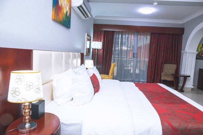 Imagen de la habitación del Hotel Mendiata. Foto 6