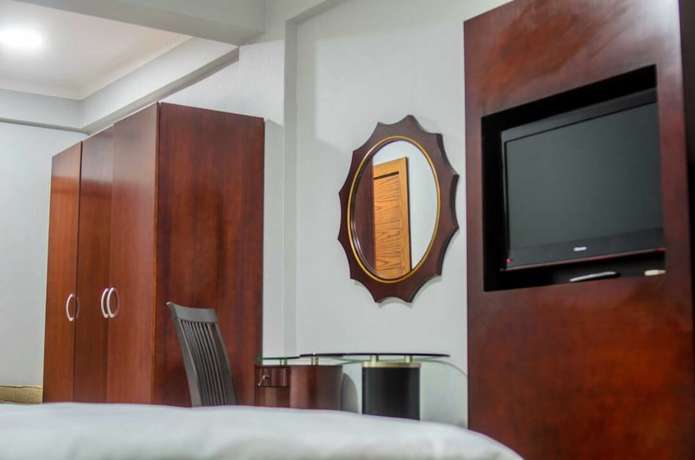 Imagen de la habitación del Hotel Mendiata. Foto 9