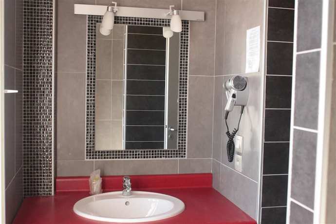 Imagen de la habitación del Hotel Mendy. Foto 9