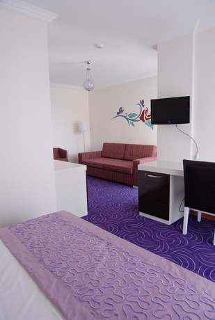 Imagen de la habitación del Hotel Mene City. Foto 7