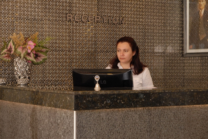 Imagen de los interiores del Hotel Mene City. Foto 13