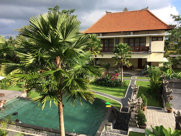 Imagen de la habitación del Hotel Meng Bengil Villa. Foto 8