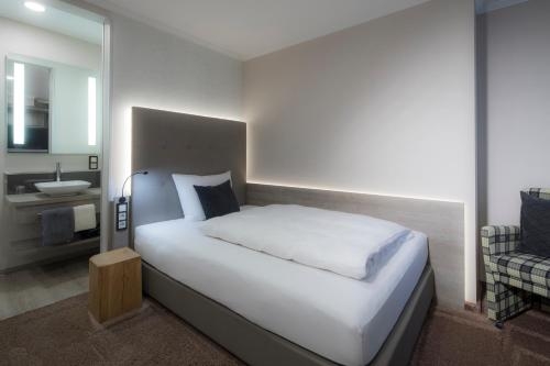 Imagen de la habitación del Hotel Menge an Der Schlacht. Foto 6