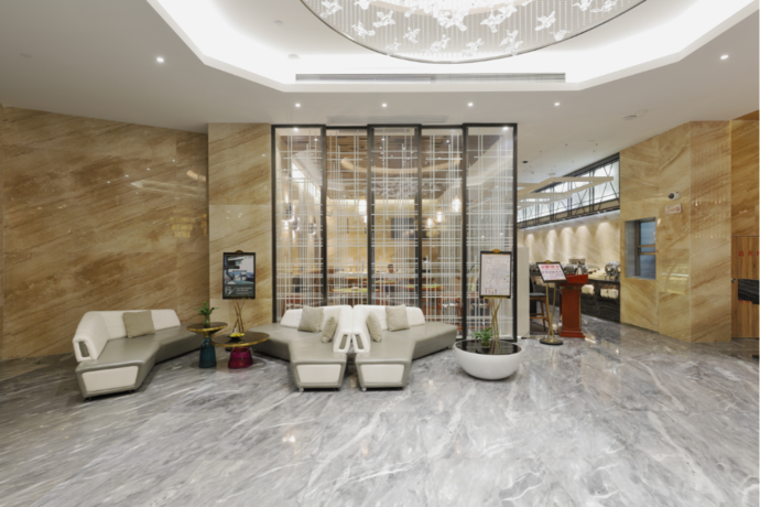 Imagen de los interiores del Hotel Mengguo Pudong Airport Plaza. Foto 8
