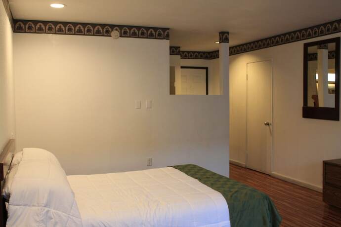 Imagen de la habitación del Hotel Menifee Inn. Foto 14