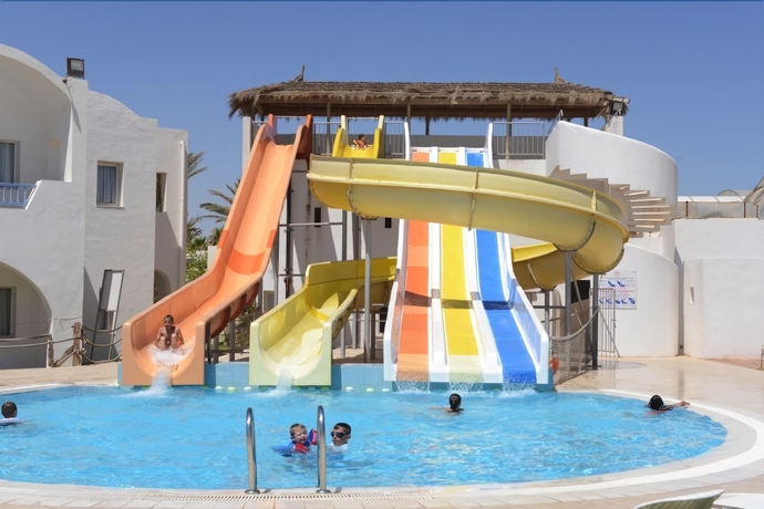 Imagen de la piscina del Hotel Meninx Djerba. Foto 19