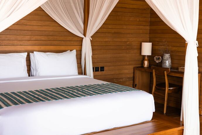 Imagen de la habitación del Hotel Menjaga Bay. Foto 19