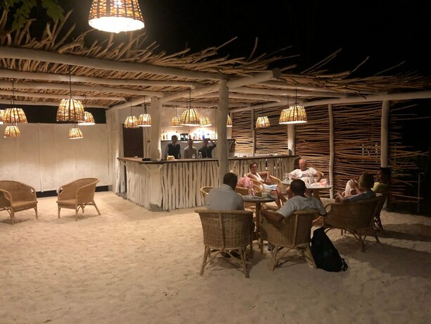 Imagen del bar/restaurante del Hotel Meno House. Foto 15