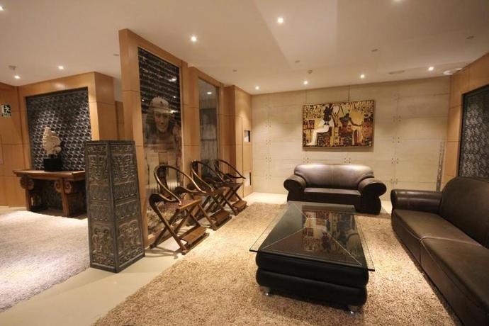 Imagen de los interiores del Hotel Menoir Dorsett. Foto 14