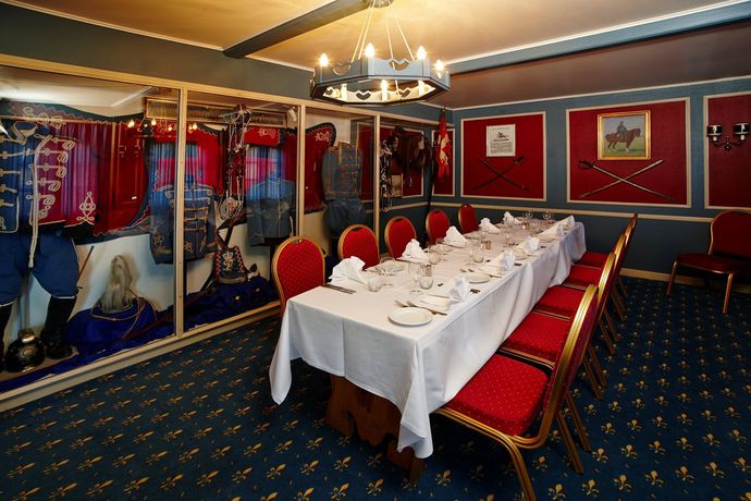 Imagen del bar/restaurante del Hotel Menstrup Kro. Foto 5
