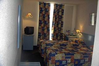 Imagen de la habitación del Hotel Menton Riviera. Foto 3