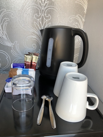 Imagen de la habitación del Hotel Mentone. Foto 7