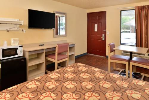 Imagen de la habitación del Hotel Mentor Home Inn. Foto 2