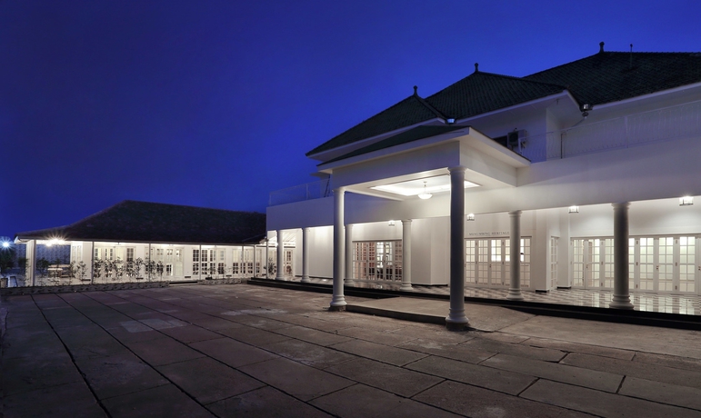 Imagen de los interiores del Hotel Menumbing Heritage. Foto 19