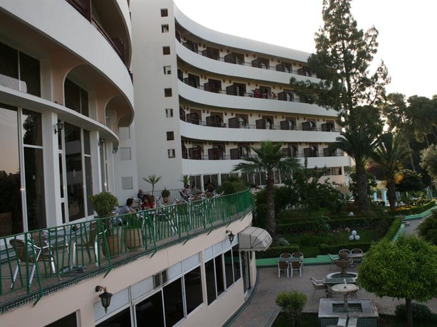 Imagen general del Hotel Menzeh Fes. Foto 4