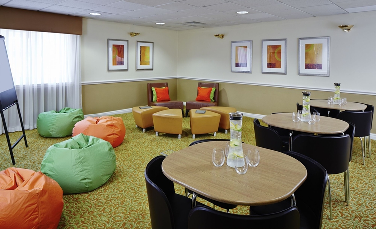 Imagen de los interiores del Hotel Meon Valley , Golf and Country Club. Foto 7