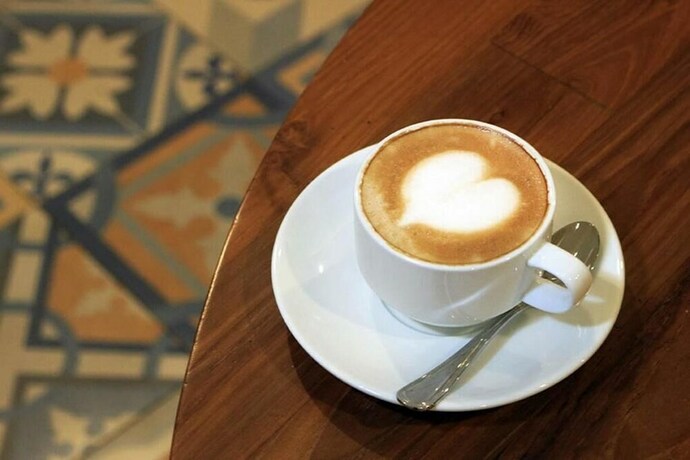 Imagen del bar/restaurante del Hotel Meotel Kebumen managed by DAFAM. Foto 18