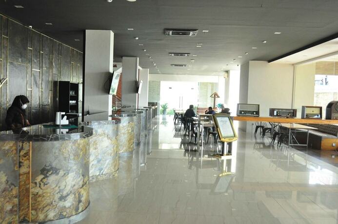 Imagen general del Hotel Meotel Kebumen managed by DAFAM. Foto 17