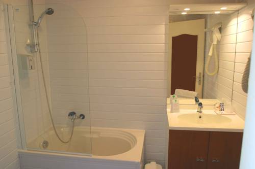 Imagen de la habitación del Hotel Mer Et For&ecirc;t. Foto 3