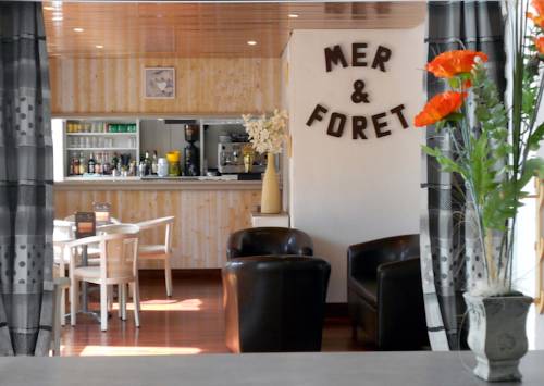 Imagen de la habitación del Hotel Mer Et For&ecirc;t. Foto 4