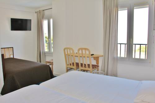 Imagen de la habitación del Hotel Mer Et For&ecirc;t. Foto 12
