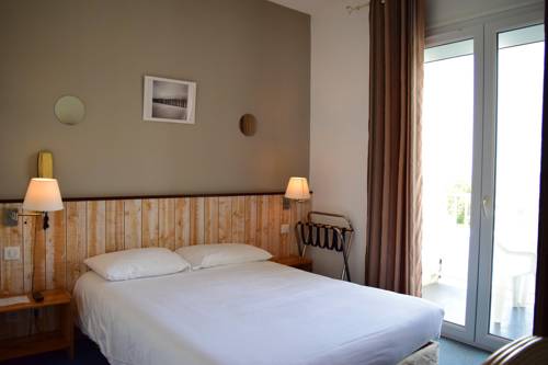 Imagen de la habitación del Hotel Mer Et For&ecirc;t. Foto 13