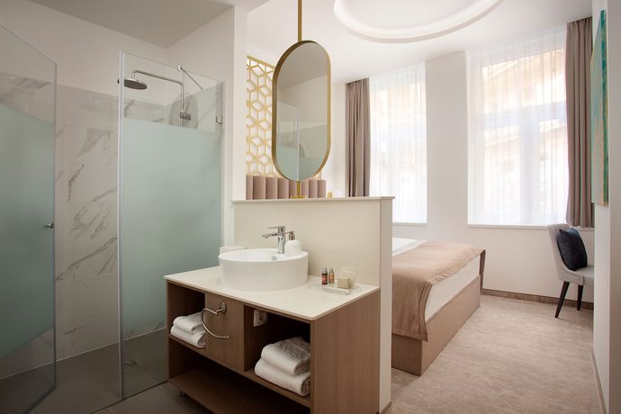 Imagen de la habitación del Hotel Mera. Foto 10