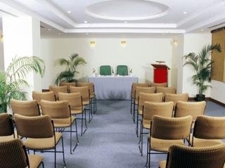 Imagen general del Hotel Meraden Grand. Foto 5