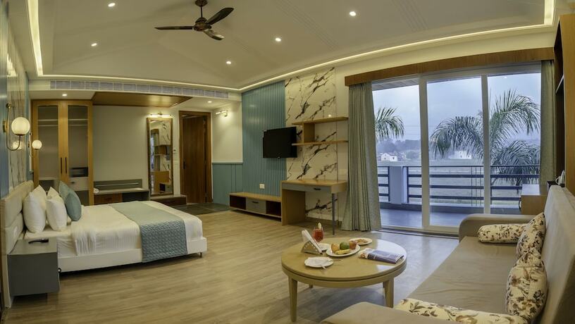 Imagen de la habitación del Hotel Merak Resort-Corbett. Foto 19