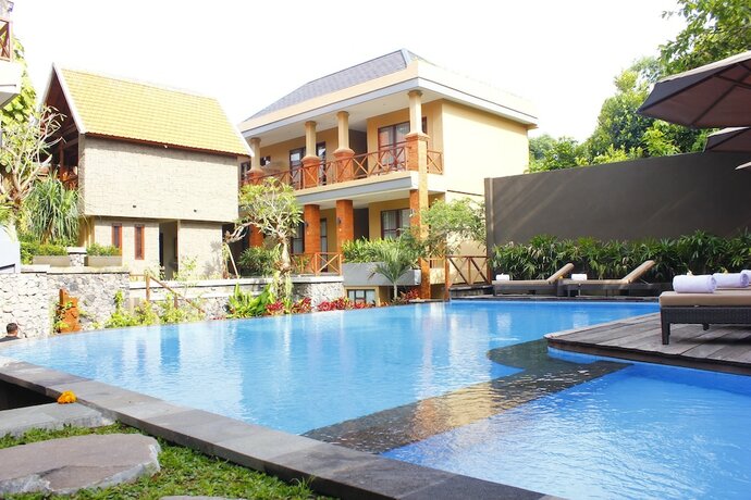 Imagen general del Hotel Merak Village. Foto 12
