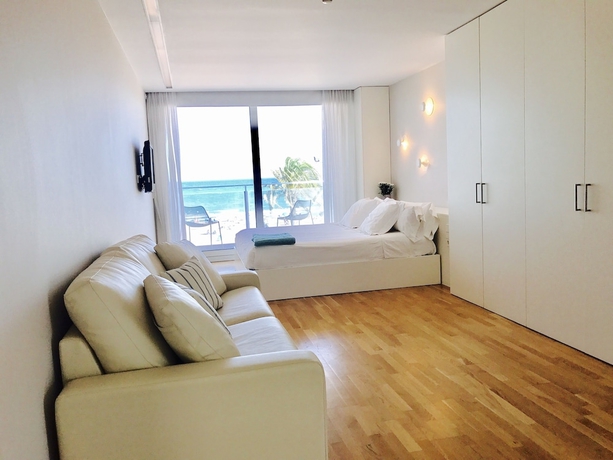 Imagen de la habitación del Hotel Meraki Beach - Adults Only. Foto 2