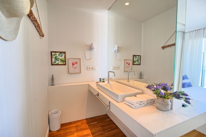 Imagen de la habitación del Hotel Meraki Beach - Adults Only. Foto 8