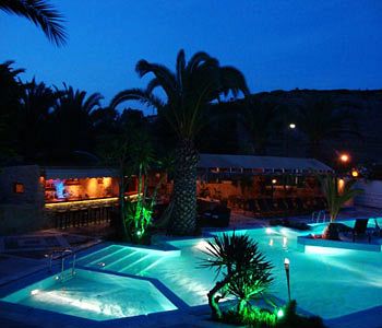 Imagen de la piscina del Hotel Meraki, Nauplia. Foto 16