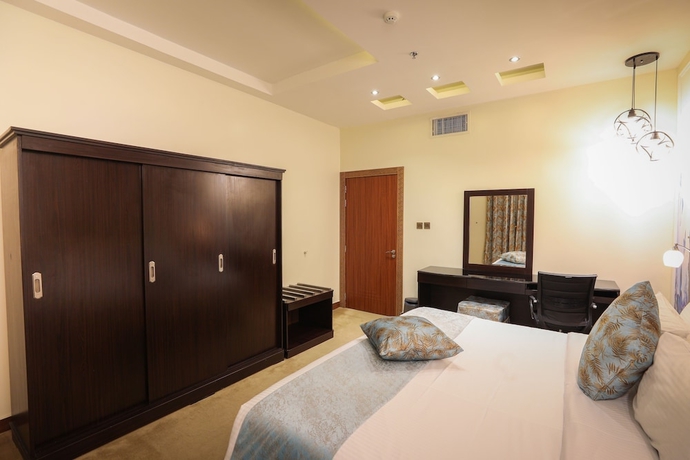 Imagen de la habitación del Hotel Meral Crown Riyadh. Foto 4