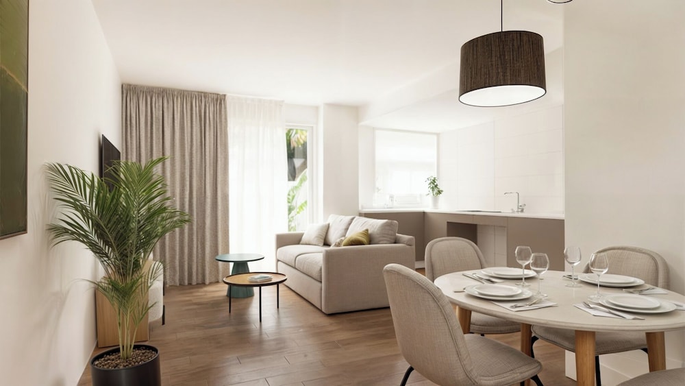 Imagen de la habitación del Hotel Meral Units. Foto 3