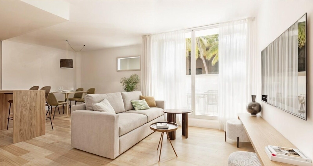 Imagen de la habitación del Hotel Meral Units. Foto 13