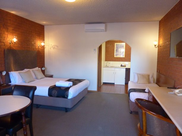 Imagen de la habitación del Hotel Meramie Motor Inn. Foto 9