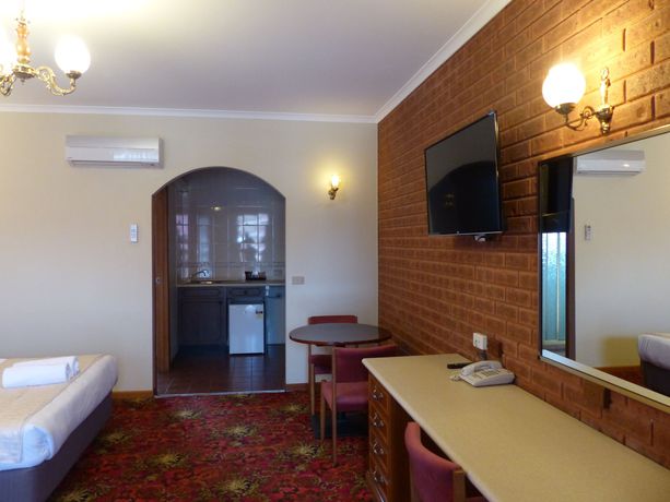 Imagen de la habitación del Hotel Meramie Motor Inn. Foto 11