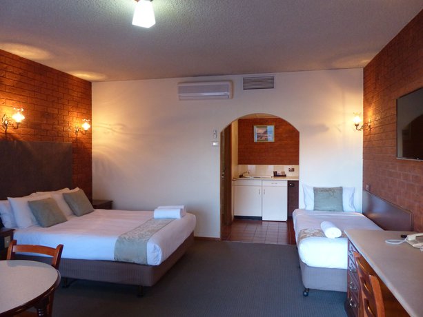 Imagen de la habitación del Hotel Meramie Motor Inn. Foto 14