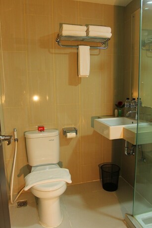 Imagen de la habitación del Hotel Merapi Merbabu Hotels and Resort Bekasi. Foto 17