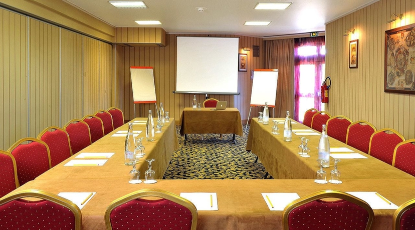 Imagen de los interiores del Hotel Mercator. Foto 11