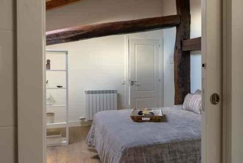 Imagen de la habitación del Hotel Mercedes Etxea. Foto 5