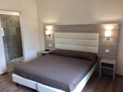 Imagen de la habitación del Hotel Mercedes, Limone sul Garda. Foto 8