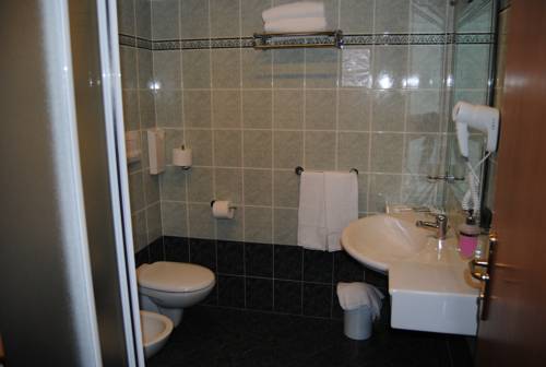 Imagen general del Hotel Mercedes, Limone sul Garda. Foto 1