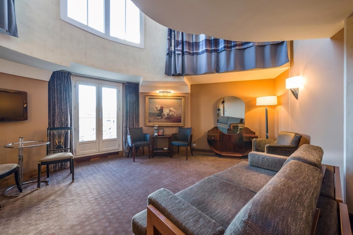 Imagen de la habitación del Hotel Mercedes, París. Foto 5