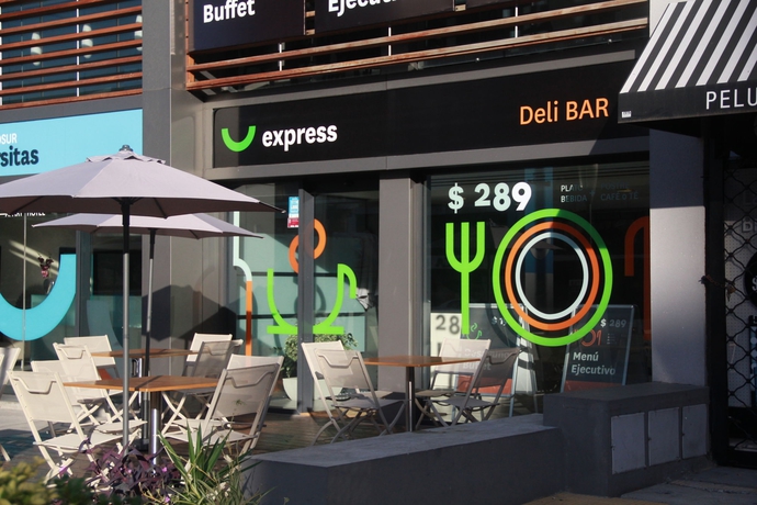 Imagen del bar/restaurante del Hotel Mercosur Universitas Apart. Foto 6