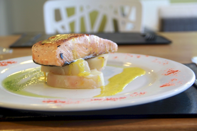 Imagen del bar/restaurante del Hotel Mercosur Universitas Apart. Foto 9